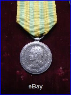1915 Medailles Societe Française de Secours aux Blesses Militaire
