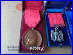 2 DECORATIONS 93 R. I. EN ARGENT. 1869. +1 VETERAN DU 1er empire EN BRONZE
