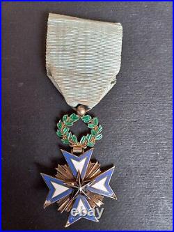 2166/MEDA Médaille d'Officier de l'Etoile Noire du Bénin Lot n° 5