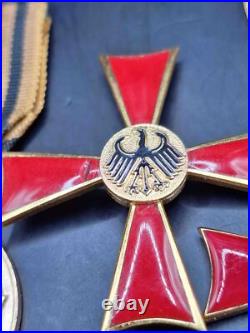 3 Ordres Médaille du Mérite Fédéral 1 + 2 Classe + Médaille du Mérite Set d