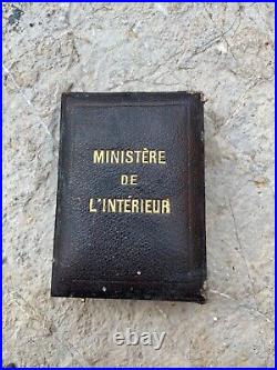 332r MEDAILLE MINISTERE DE L'INTERIEUR EPIDEMIE