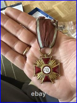 ARGENT SILVER Pologne Croix du mérite ordre Krzyz Zaslugi 1923 1939 médaille