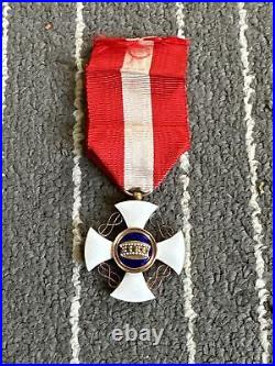 Ancienne Médaille Ordre de La Couronne Italie Or Émaillée Décoration Medal