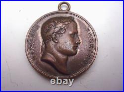 Ancienne Médaille PORTABLE NAPOLEON bataille d'Austerlitz BRONZE SIGNéE L. JALEY