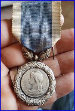 Ancienne Médaille d'honneur de lHygiène, classe argent attribue par roty
