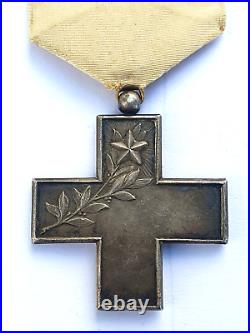 Association des Dames Françaises, croix d'honneur pour infirmière, br. Argenté