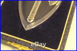 Authentique médaille en cristal de baccarat franscique pétain d'époque