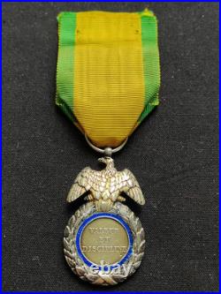 BELLE MÉDAILLE MILITAIRE NAPOLÉON III SECOND EMPIRE 19e XIXe SIÈCLE 2ème TYPE