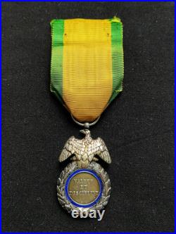 BELLE MÉDAILLE MILITAIRE NAPOLÉON III SECOND EMPIRE 19e XIXe SIÈCLE 2ème TYPE