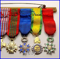 Barrette avec 2 Ordres + 6 Médailles miniatures. France. 2°GM/ WW°2