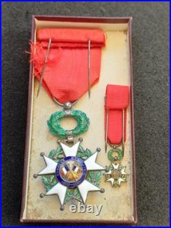 Belle Croix de Chevalier de la Légion d'Honneur 4ème Rép et sa réduction