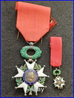 Belle Croix de Chevalier de la Légion d'Honneur 4ème Rép et sa réduction