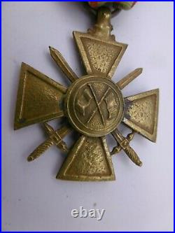 Belle Croix de Guerre 1943 dite de Giraud ruban d'époque french medal war
