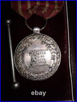 Belle Medaille Commemorative De La Campagne D'italie 1859 Attribuee
