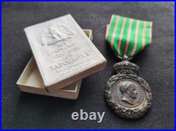 Boîte D'origine Médaille De Sainte-hélène 1857 Rare Relique Empire Napoléon