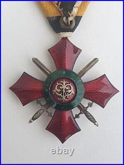 Bulgarie Ordre du Mérite Militaire Bulgare, chevalier en metal doré