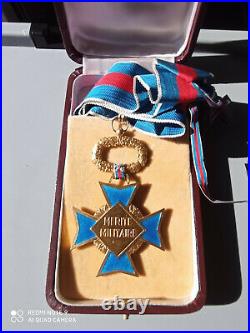 COMMANDEUR MEDAILLE ORDRE du merite militaire french medal