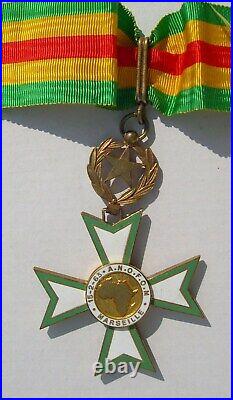 COMMANDEUR ORDRE DU MERITE FRANCAIS D'OUTRE-MER medaille