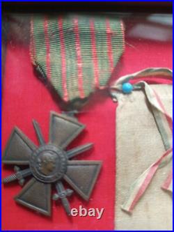 Cadre avec médailles militaires de la guerre 14/18 porte bohneur