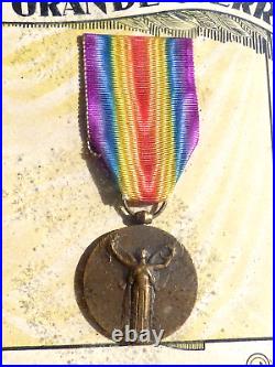 Certificat in memoriam 1914 Original WW1 Framed French Certificate with medals