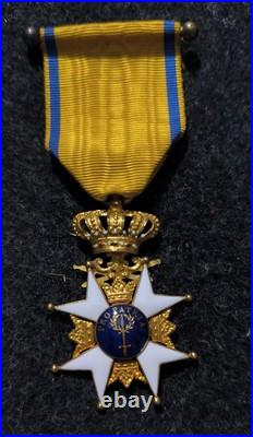Chevalier De L'ordre De L'épée Du Suede Or