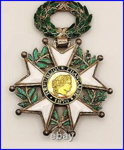 Chevalier Ordre de la Légion d'Honneur. 1/2 Taille. III°République. Émaux, argent