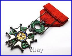 Chevalier Ordre de la Légion d'Honneur. III°République. Émaux. Argent. France