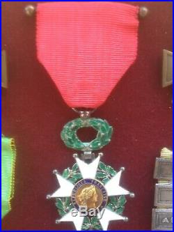 Cinq médailles de guerre dont 1 legion d'honneur et une libération France allem
