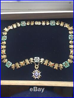 Collier de Charles III