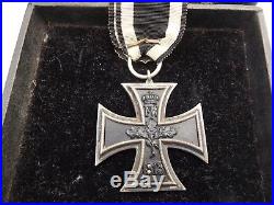 Croix d fer allemande 1813 1870 Eisernes Kreuz 1870 2. Klasse mit Eichenblatts