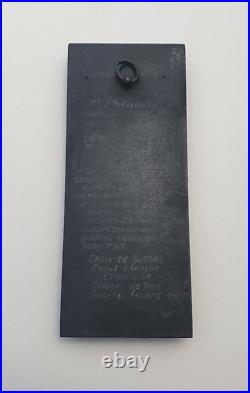 Croix de Guerre 1914-1917, deux étoiles, dans un cadre gravé au dos