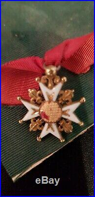 Croix de lordre royal et militaire de St Louis en or
