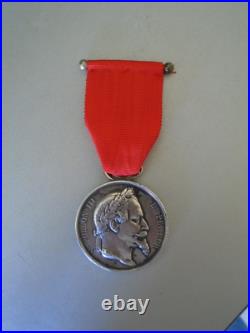 Decoration Napoleon Iii. Attribuee Au 93 R. I. En Argent. 1869. La Roche/yon. Vendee