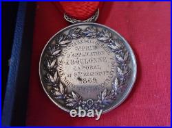 Decoration Napoleon Iii. Attribuee Au 93 R. I. En Argent. 1869. La Roche/yon. Vendee