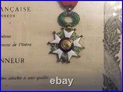 # Diplôme + Officier Ordre de la Légion d'Honneur. V°République. 1956. Argent