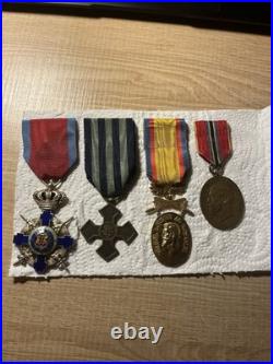 Ensemble des médailles roumaines. Ordre militaire. De la début de XXe siècle