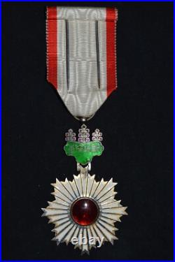 Etoile De L'ordre Du Soleil Levant-etoile De 4° Classe-japon