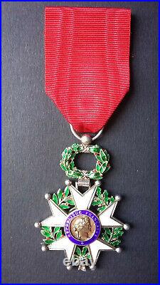 Etoile de chevalier de la Légion d'Honneur. IVè République. Fabrication de luxe