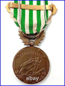 F3S (REF7308) Belle médaille militaire des Dardannelles avec sa barrette 14/18