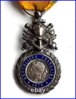 FRANCE MÉDAILLE MILITAIRE MODÈLE 3ème RÉPUBLIQUE TROPHÉE BIFACE AUX CANONS