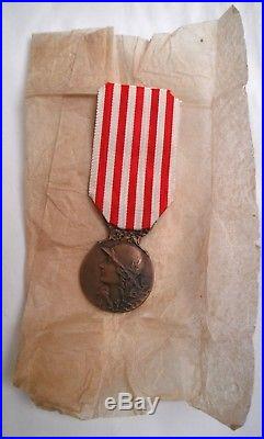 FRANCE MOD CHARLES Médaille commémorative guerre 1914 1918 french medal ordre