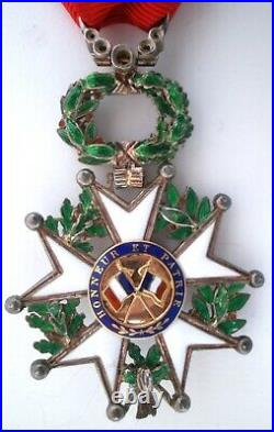 FRANCE TRES BEL ETAT Légion d'honneur LUXE Diamants Ordre order médaille IVe Rep