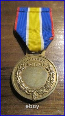 FRANCE médaille de la gendarmerie non attribuée