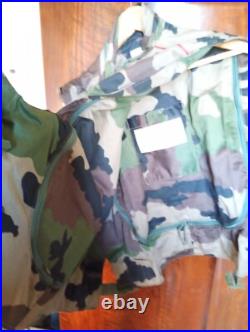 Gillet Pare éclats, centre EU, F2, état neuve avec 3 plaquesNIJ3