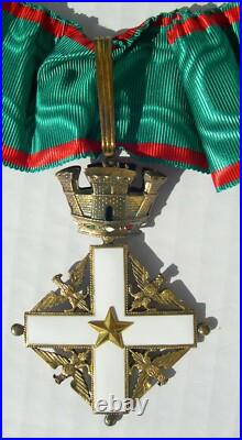 ITALIE COMMANDEUR ORDRE DU MERITE DE LA REPUBLIQUE ITALIENNE medaille
