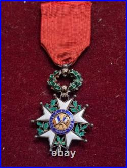 Inédite Légion D'honneur Bijoutier Bombée À Filets IIIe République Belle