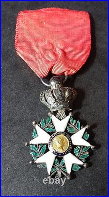 LÉGION D'HONNEUR SECOND EMPIRE. 45 X 30 Cm. ARGENT ET OR