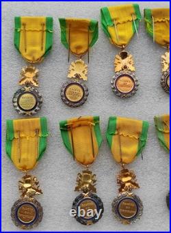 LOT de 10 MEDAILLES MILITAIRES