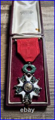Légion D'honneur Militaire Dans Sa Boite D'origine