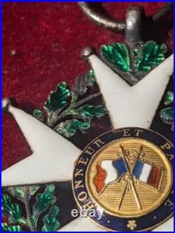 Légion d'honneur Henri IV Monarchie Juillet variante République 1848 centre OR